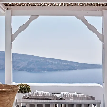 Charisma (adults Only) Oia (Santorini)