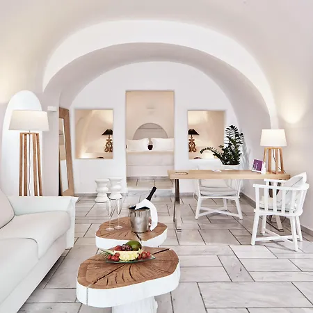 Charisma (adults Only) Oia (Santorini)